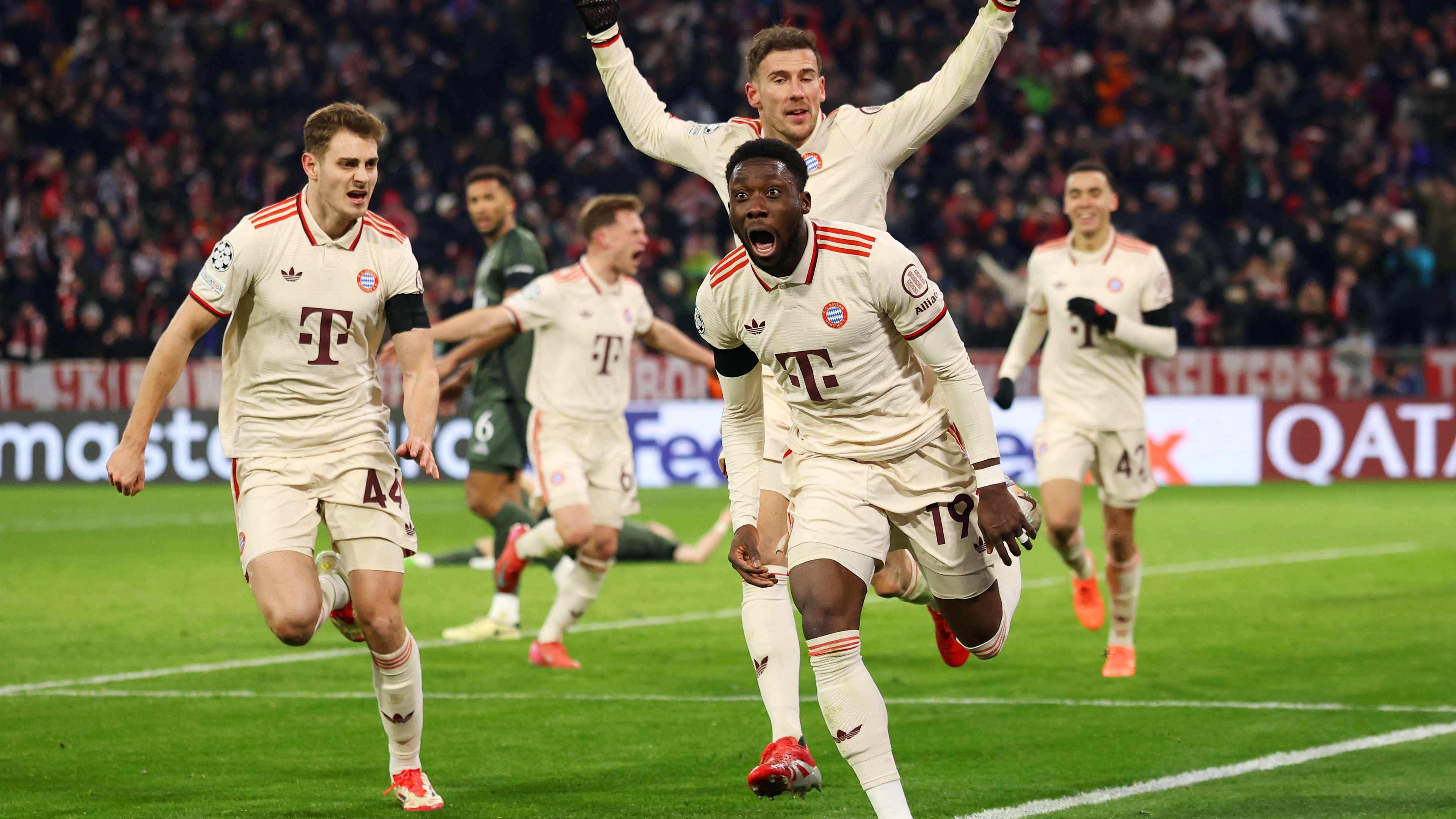 詹姆斯自小 詹姆斯自小