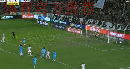 33岁内马尔狂飙：18分钟戴帽 逃离降级区！全队跪地庆祝